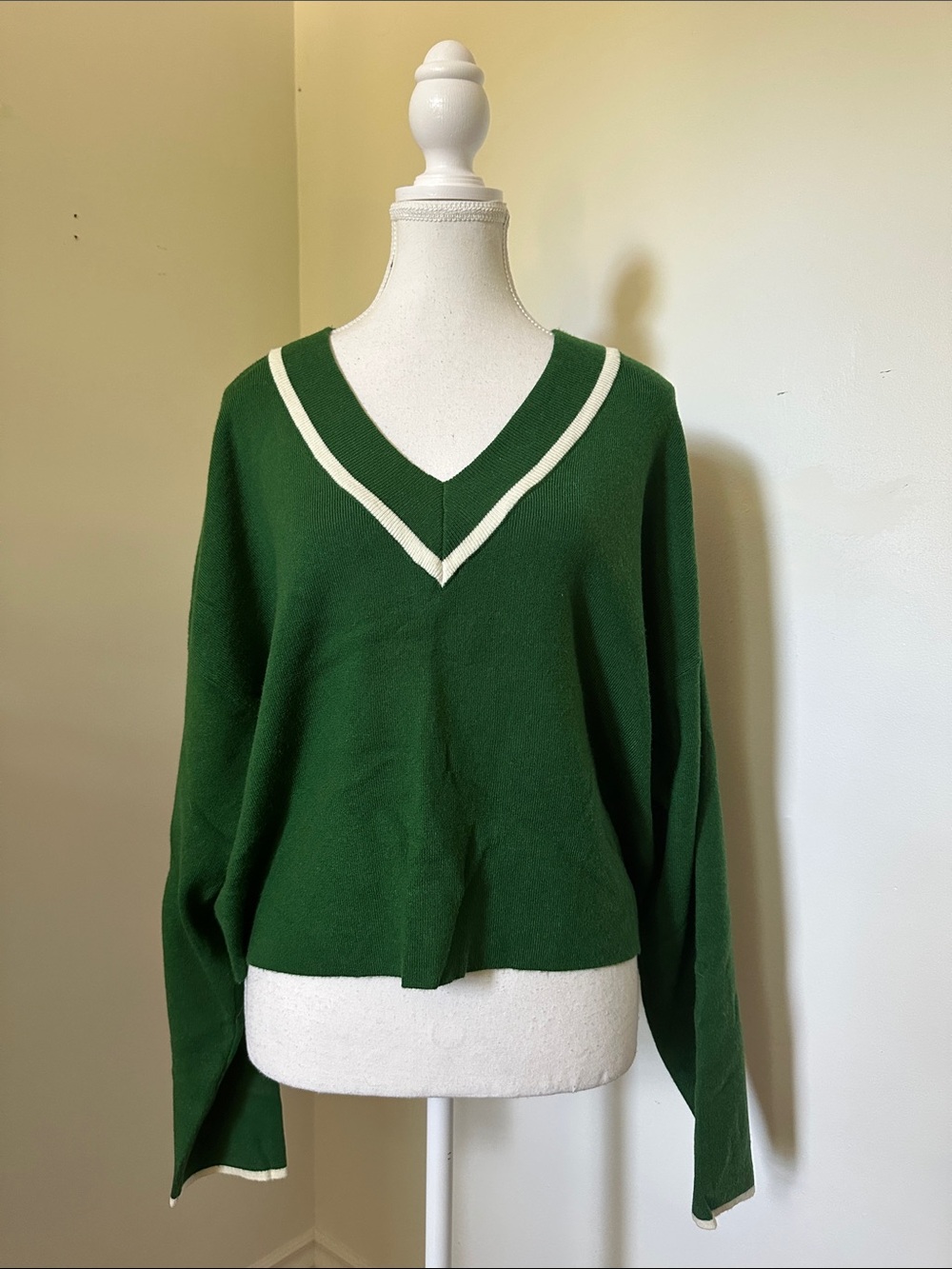 OAK + FORT Varsity Green Tennis Old Money Vneck Crop Long Sleeve Sweater Medium